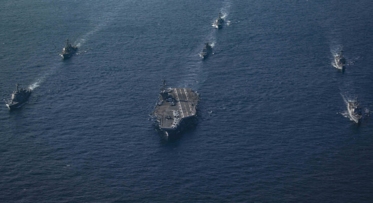 Formation of warchips at sea